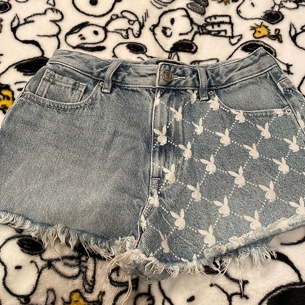 Pre owned Playboy PacSun size 25 Jean shorts